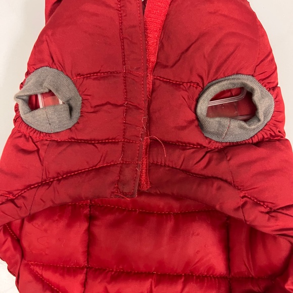 Red puffer coar - Picture 2 of 2